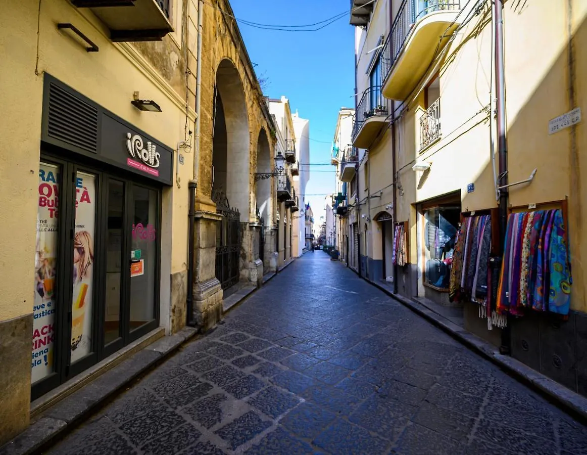 La Chiocciola Apartment Cefalu 0*,  Italy